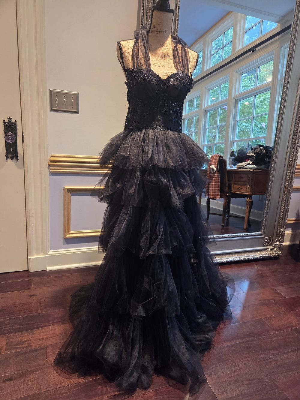 Black Tiered Tulle Evening Gown M - Picture 3 of 8